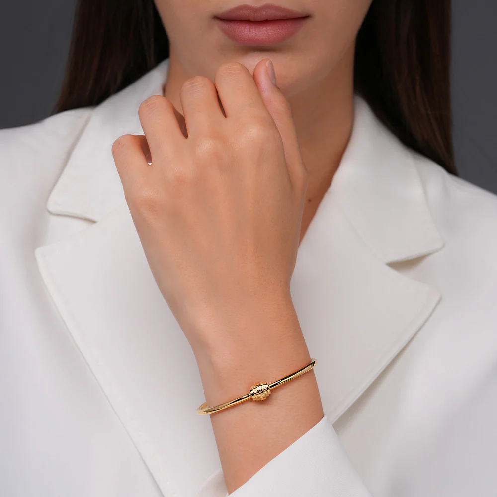 Women Flavia Bangle - Image 4